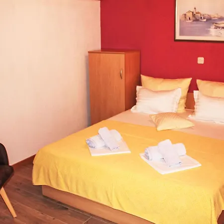 Silvia-4 By Interhome * Makarska