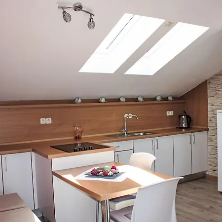 Silvia-4 By Interhome